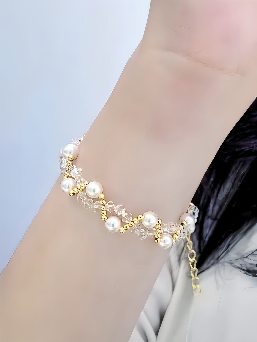 Crystal Pearl Glow Bracelet