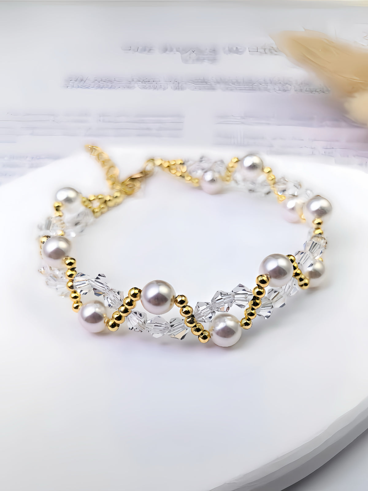 Crystal Pearl Glow Bracelet